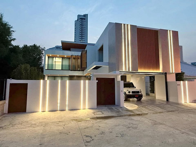 4 Bedroom Pool Villa for Rent in Jomtien Pattaya - photo 1