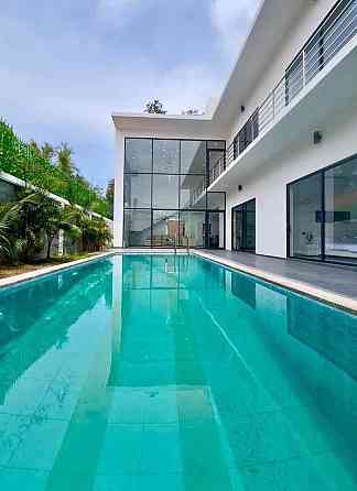 6 Bedroom Pool Villa for Rent in Pattaya Pattaya