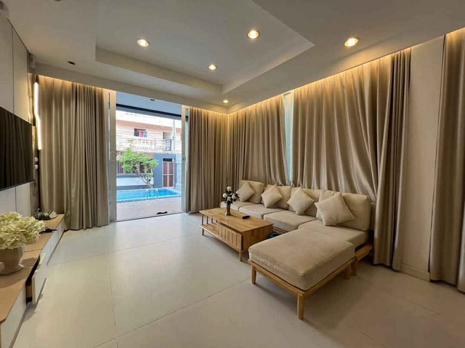 6 Bedroom Pool Villa for Rent in South Pattaya Pattaya - photo 2