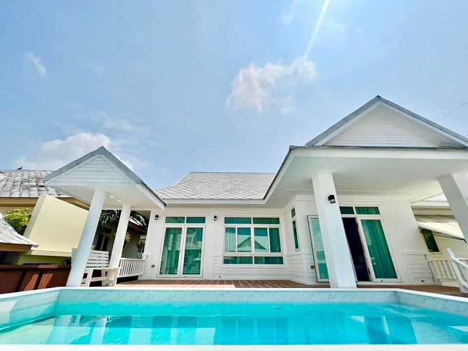 3 Bedroom Pool Villa for Rent in Pattaya Pattaya - photo 1