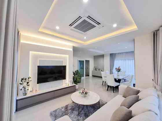3 Bedroom Pool Villa for Rent พัทยา