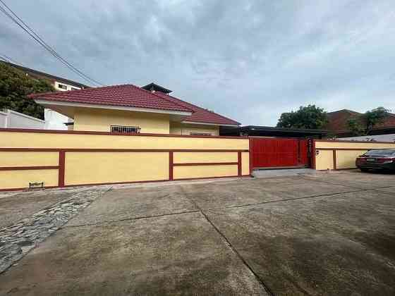 4 Bedroom Pool Villa for Rent in Boonsampan Pattaya