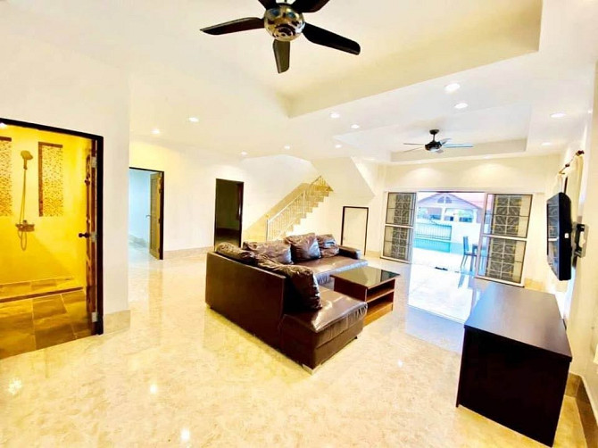 4 Bedroom Pool Villa for Rent in Khao Talo Pattaya - photo 11
