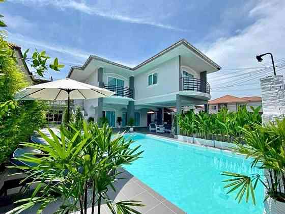 5 Bedroom Pool Villa for Rent in Jomtien Pattaya