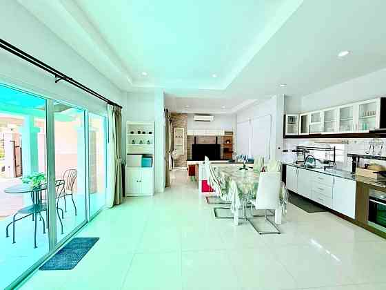 3 Bed Pool Villa for Rent in Huai Yai Паттая