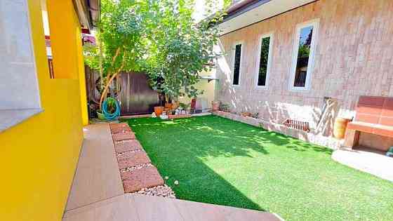 3 Bedroom Pool Villa for Rent in Nong Prue Паттая