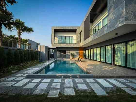 4 Bedroom Pool Villa for Rent in Huai Yai Pattaya