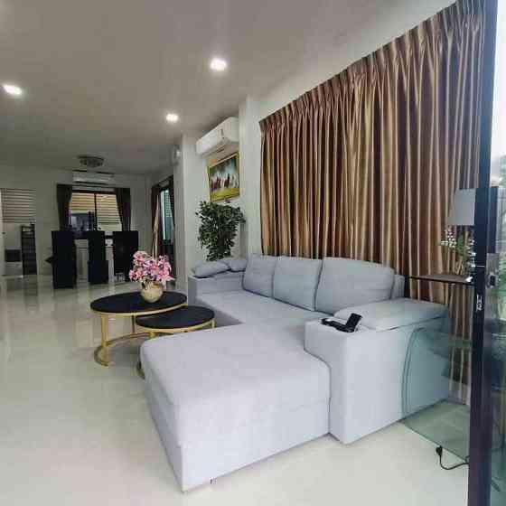 3 Bedroom Pool Villa for Rent in Nongprue Pattaya