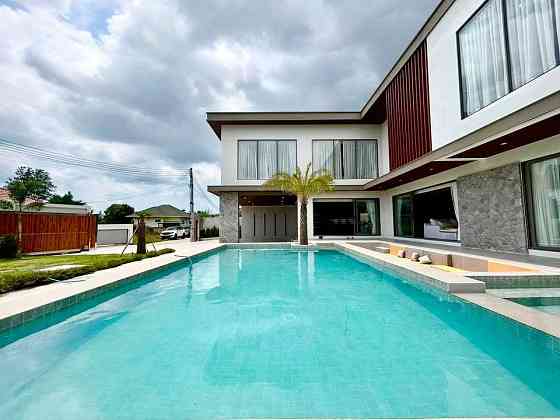7 Bedroom Pool Villa for Rent in Huai Yai Pattaya