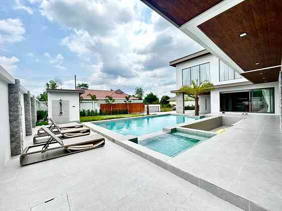 7 Bedroom Pool Villa for Rent in Huai Yai Pattaya