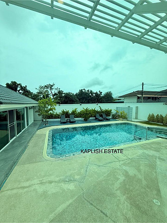 4 Bedroom Pool Villa for Rent in Pattaya Pattaya - photo 2