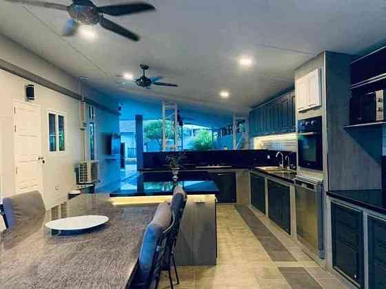 3 Bedroom Pool Villa for Rent in Panalee Ban Na Village Pattaya
