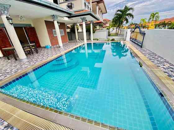 4 Bedroom Pool Villa for Rent in Khao Talo Pattaya