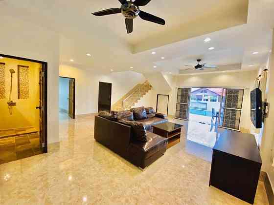 4 Bedroom Pool Villa for Rent in Khao Talo Pattaya