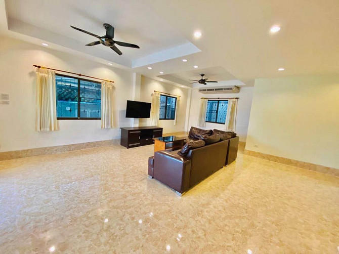 4 Bedroom Pool Villa for Rent in Khao Talo Pattaya - photo 19