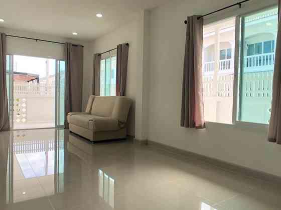 3 Bedroom Townhouse for Rent in Chanakarn Delight Phuket