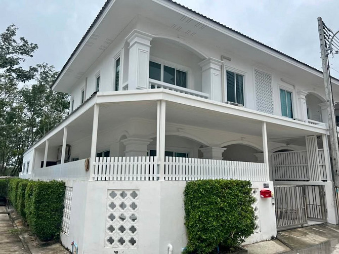 3 Bedroom Townhouse for Rent in Chanakarn Delight Phuket - photo 1