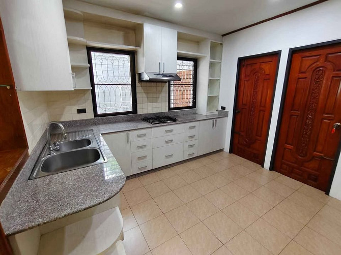 6 Bedroom Pool Villa for Rent in Central Pattaya Pattaya - photo 7