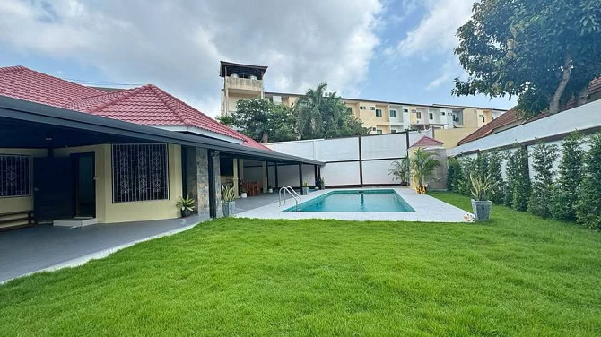 3 Bedroom Pool Villa for Rent in Pattaya Pattaya - photo 1