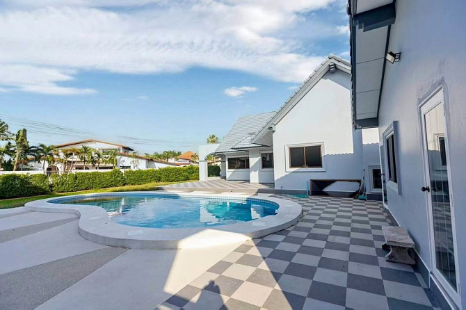 4 Bedroom Pool Villa for Rent in Mabprachan Pattaya - photo 1