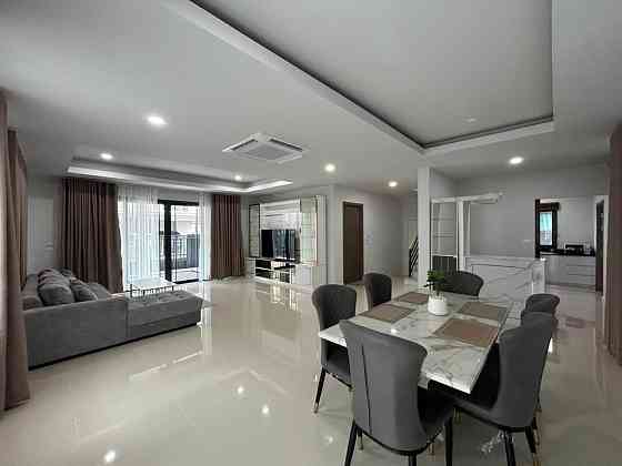 3 Bedroom Pool Villa for Rent in Palm Parco Pattaya