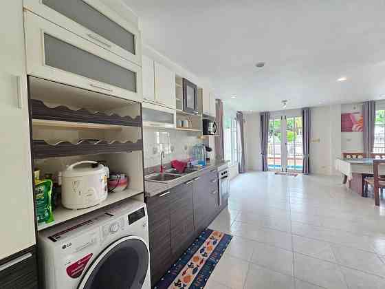 4 Bedroom Pool Villa for Rent in Jomtien Паттая