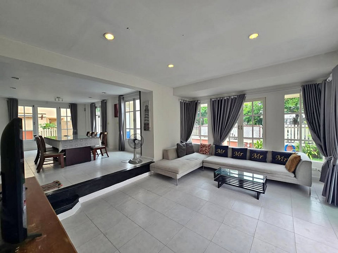 4 Bedroom Pool Villa for Rent in Jomtien Pattaya - photo 1
