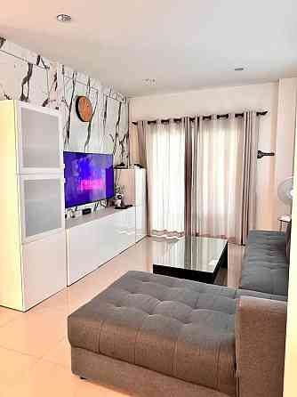 3 Bedroom Pool Villa for Rent in Pattaya Паттая