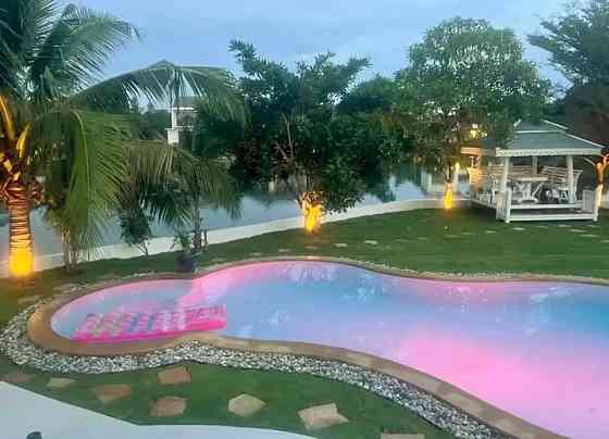 3 Bedroom Pool Villa for Rent in Bangrak Samui