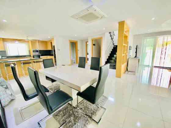 4 Bedroom Pool Villa for Long Term Rent Pattaya