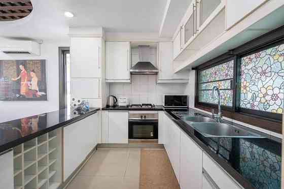 5 Bedroom Pool Villa for Rent in North Pattaya พัทยา