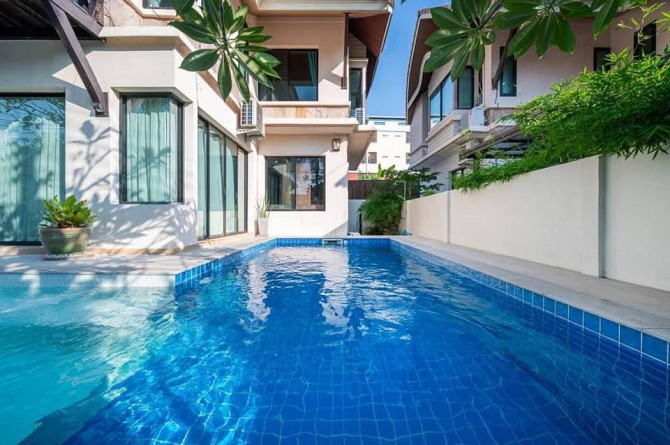 5 Bedroom Pool Villa for Rent in North Pattaya Pattaya - photo 7