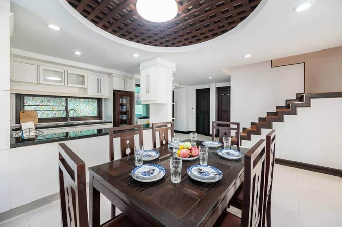 5 Bedroom Pool Villa for Rent in North Pattaya Pattaya - photo 2