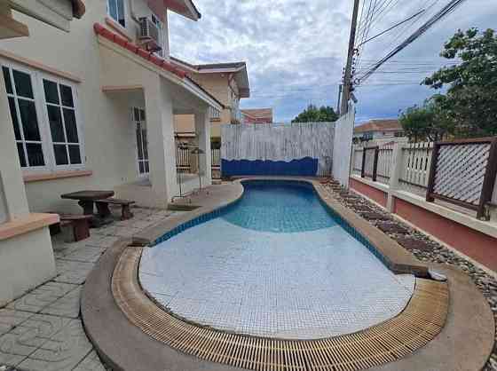 4 Bedroom Pool Villa for Rent in Jomtien Pattaya