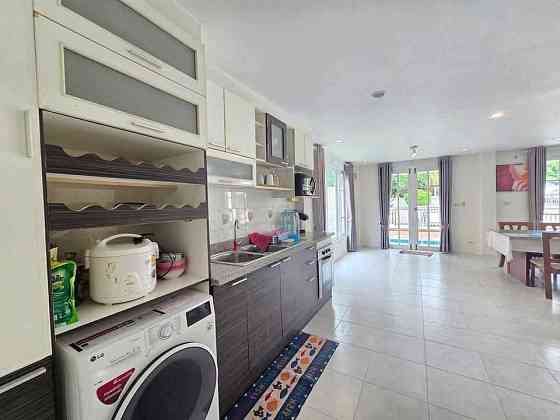 4 Bedroom Pool Villa for Rent in Jomtien Pattaya
