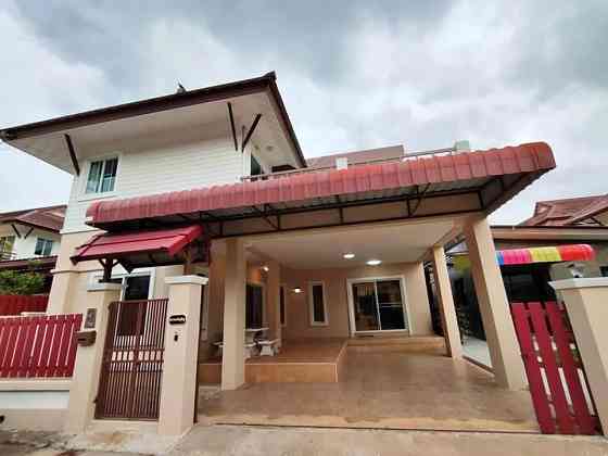 5 Bedroom Pool Villa for Rent in Tropical Village Pattaya