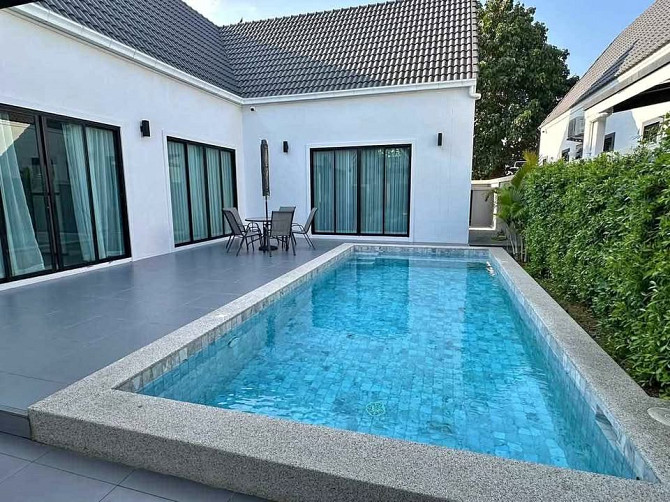 3 Bedroom Pool Villa for Rent in Pattaya Pattaya - photo 1