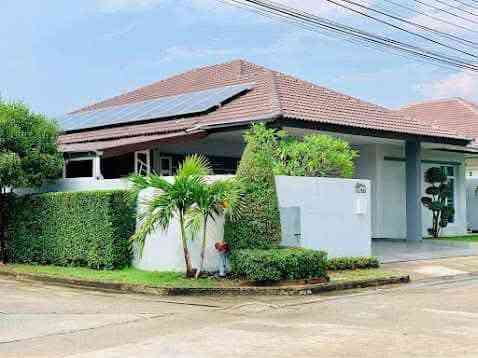3 Bedroom Pool Villa for Rent in Panalee Banna Pattaya
