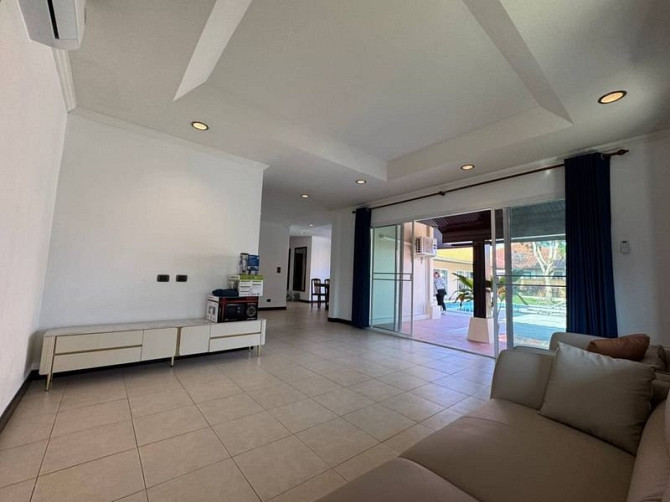 4 Bedroom Pool Villa for Rent in Na Jomtien Pattaya - photo 3
