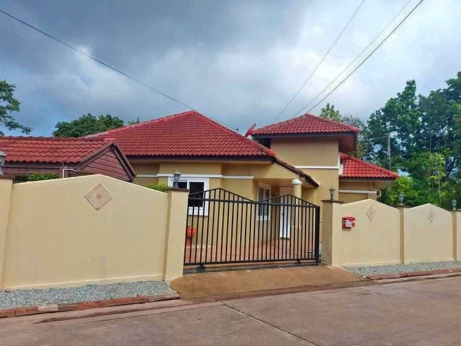 3 Bedroom Pool Villa for Rent in Pattaya Pattaya - photo 1