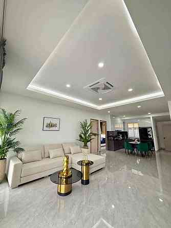 4 Bedroom Pool Villa for Rent in Chonburi Pattaya