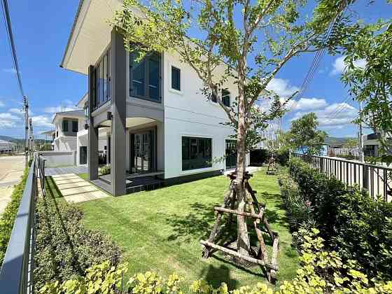4 Bedroom Pool Villa for Rent in Phuket Phuket