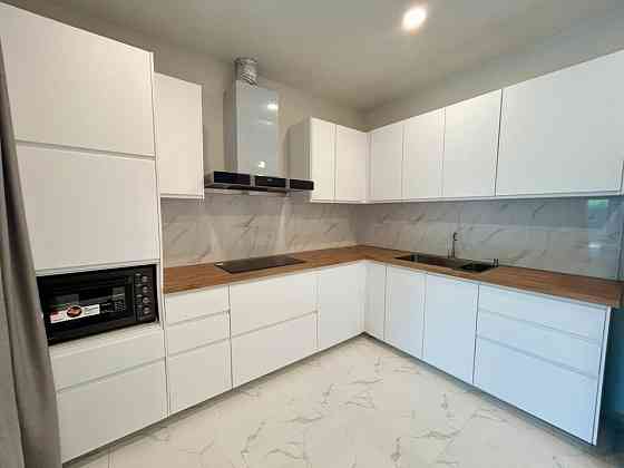 4 Bedroom Pool Villa for Rent in Chalong Пхукет