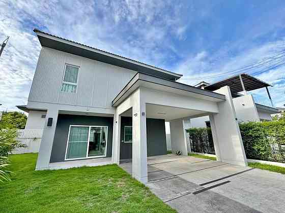 4 Bedroom Pool Villa for Rent in Kohkeaw Phuket