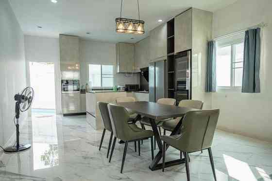 4 Bedroom Pool Villa for Rent in Kohkeaw Phuket