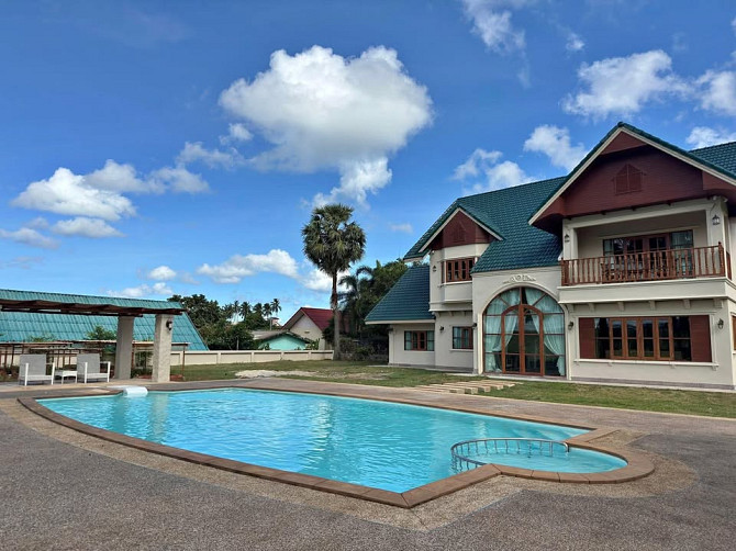 5 Bedroom Pool Villa for Rent in Chalong Phuket - photo 1