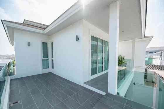4 Bedroom Pool Villa for Rent in Kohkeaw Phuket