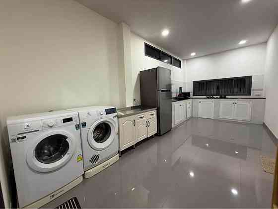 3 Bedroom Pool Villa for Rent in Maenam Samui