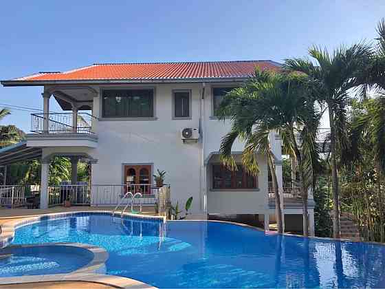 5 Bedroom Pool Villa for Rent in Bangrak Samui