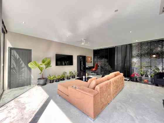 3 Bedroom Pool Villa for Rent in Bang Po Samui